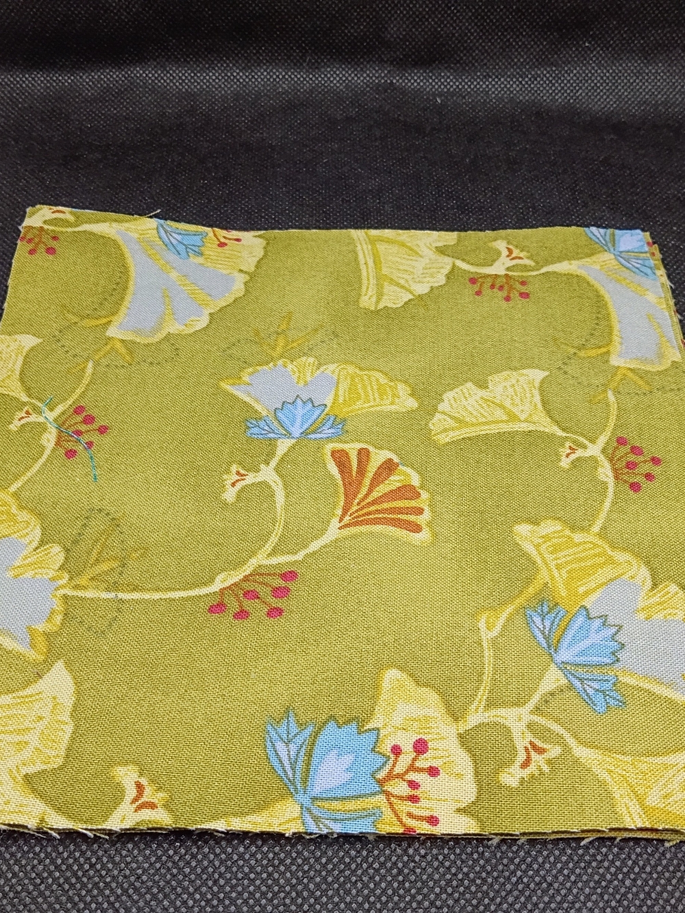 8 PcsOlive Green Floral 6 1/2  Inch Precut Squares